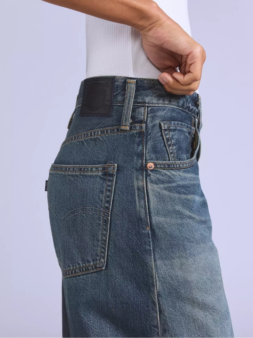 Levi’s Drop Barrel Jean